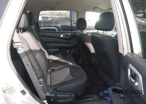 2018 Nissan Pathfinder Sv z USA, uszkodzony, nr VIN 5N1DR2MM5JC642855